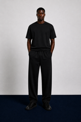 Relaxed fit - black
