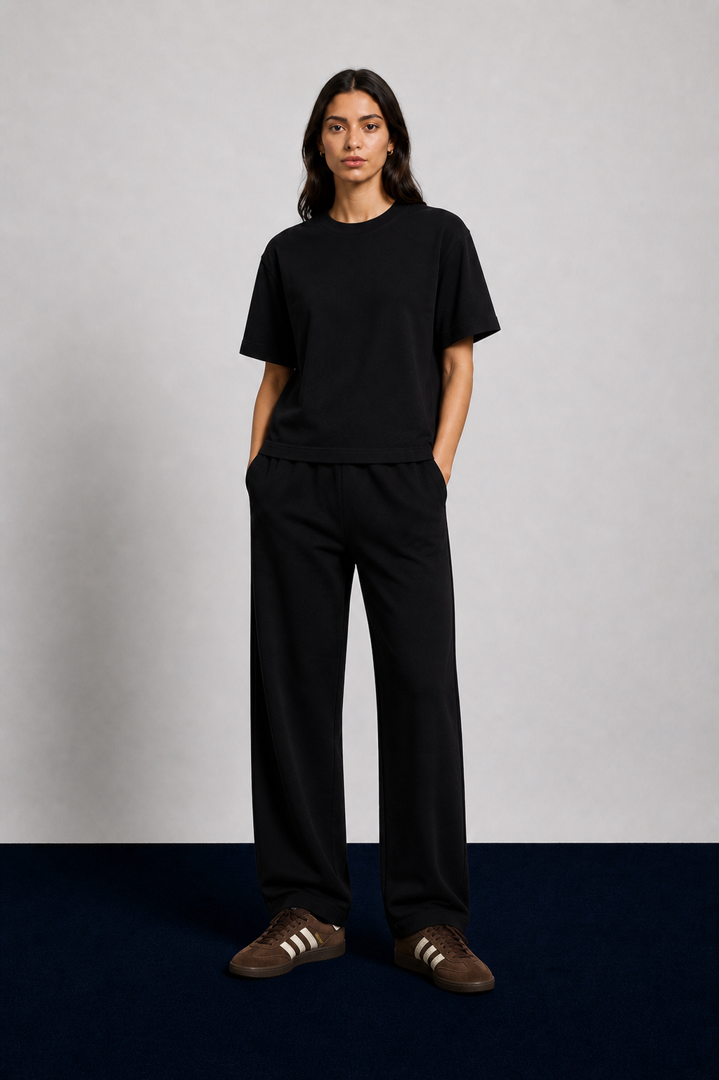 Relaxed fit - black